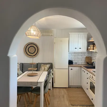 Дом отдыха Marikos House, Pyrgaki Alyko Naxos Алико-Бич